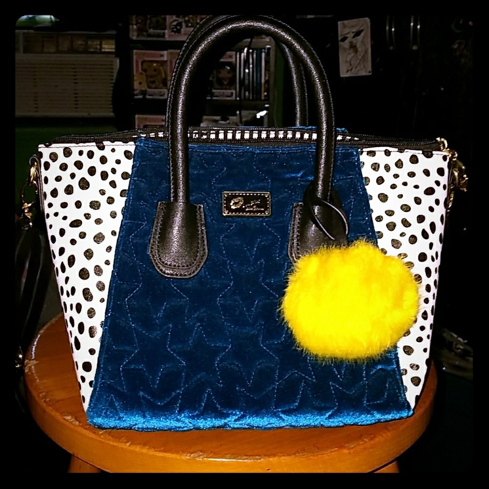 Betsey johnson valvet crossbody  bag